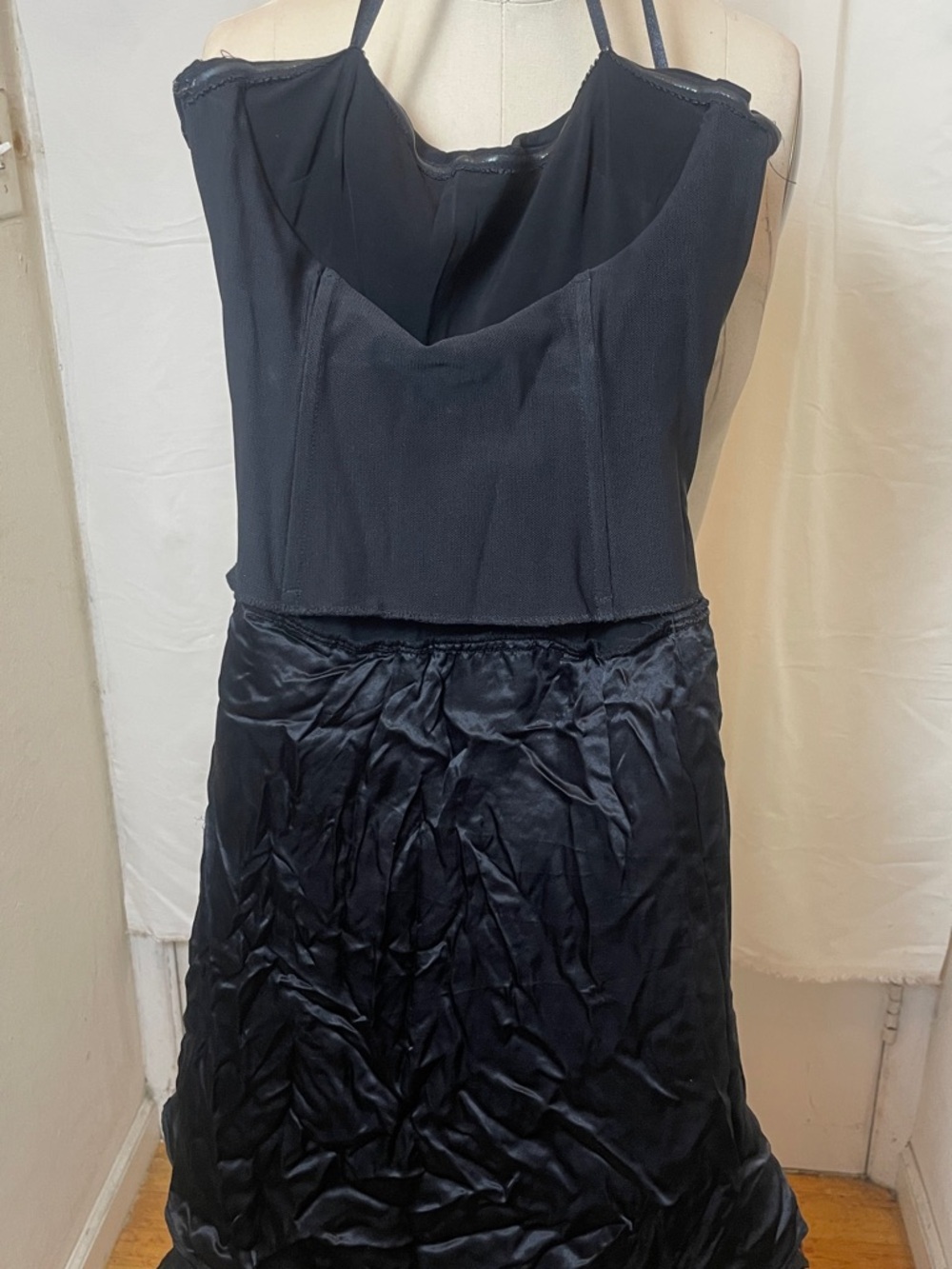 BCBGMaxAzria Black Strapless Ruffled Cocktail Dress - Picture 9 of 13